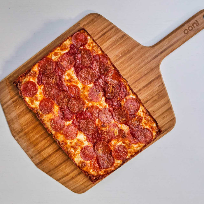 pizza Detroit-style